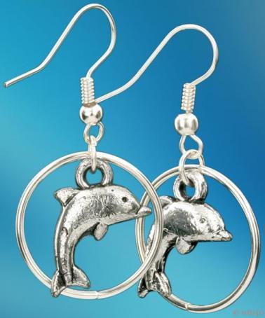Delfin fülbevaló ezüst színű fémből