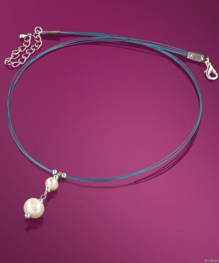 Fehér tenyésztett gyöngy nyaklánc-függő, kék pánttal