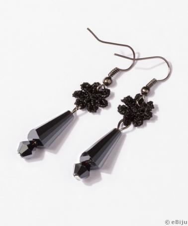 Fekete fülbevaló, virágos csipke kristályokkal