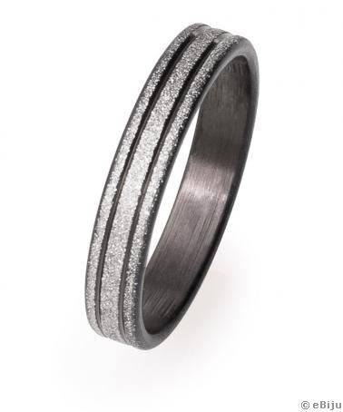 Fekete gyűrű ezüstszínű csíkokkal, rozsdamentes acél