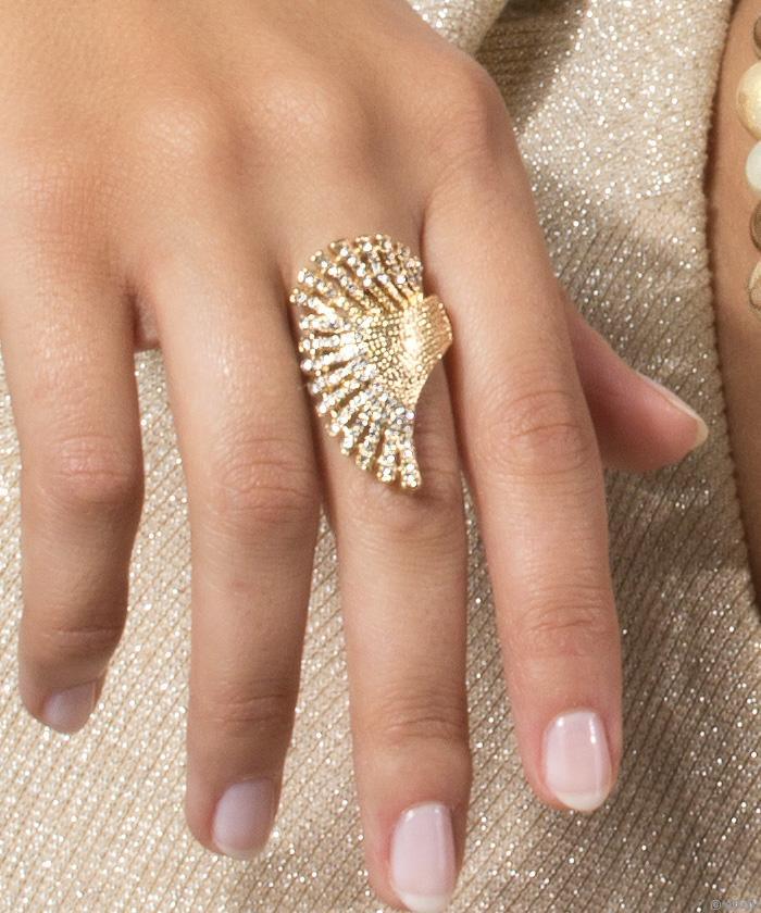 Legyező formájú gyűrű, aranyszínű fémből