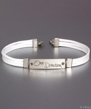 ‘One Direction‘ choker nyakék