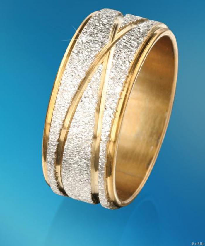 Arany és ezüstszínű, X alakban vésett gyűrű (méret: 17 mm)