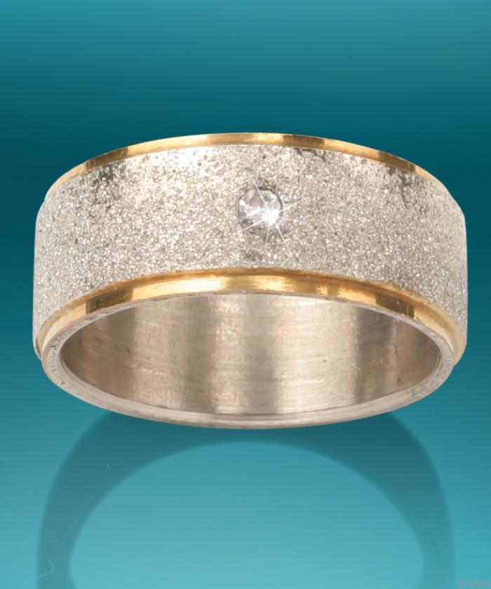 Arany színű uniszex gyűrű, ezüst sávval, fehér strasszal (17 mm)