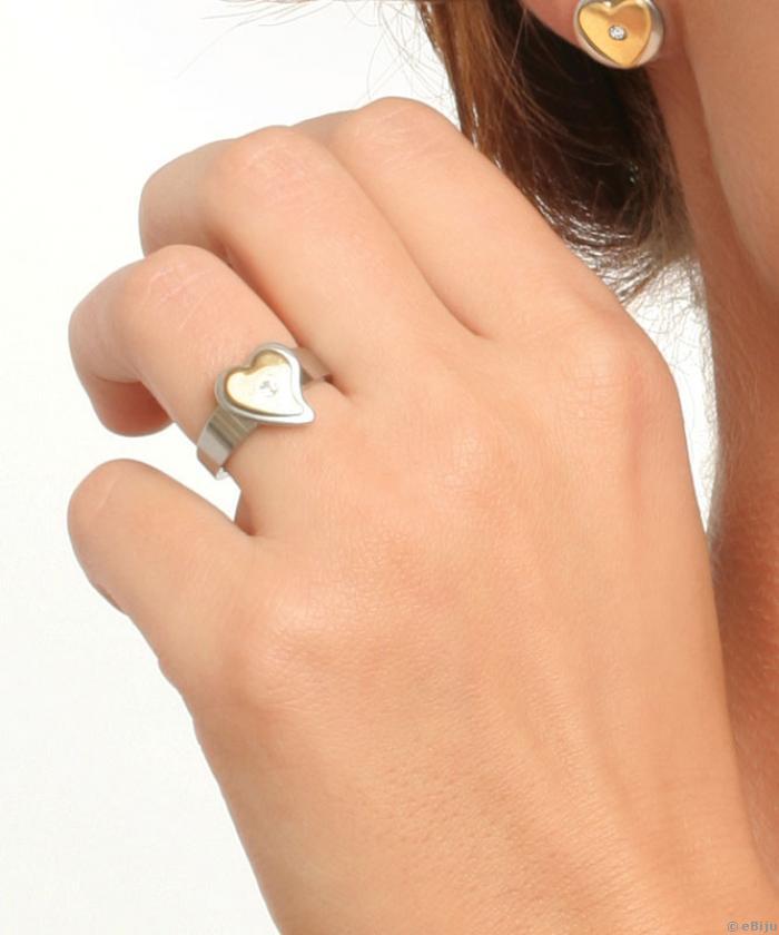 Aranyszínű szív gyűrű fehér kristállyal, 21mm