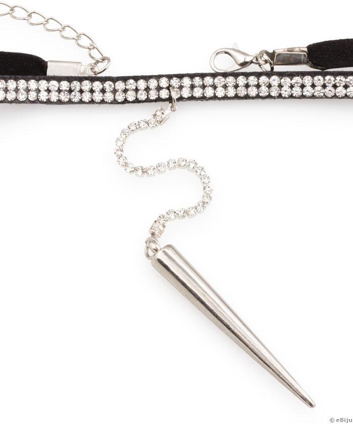 Choker két sor kristállyal, tüskés függővel