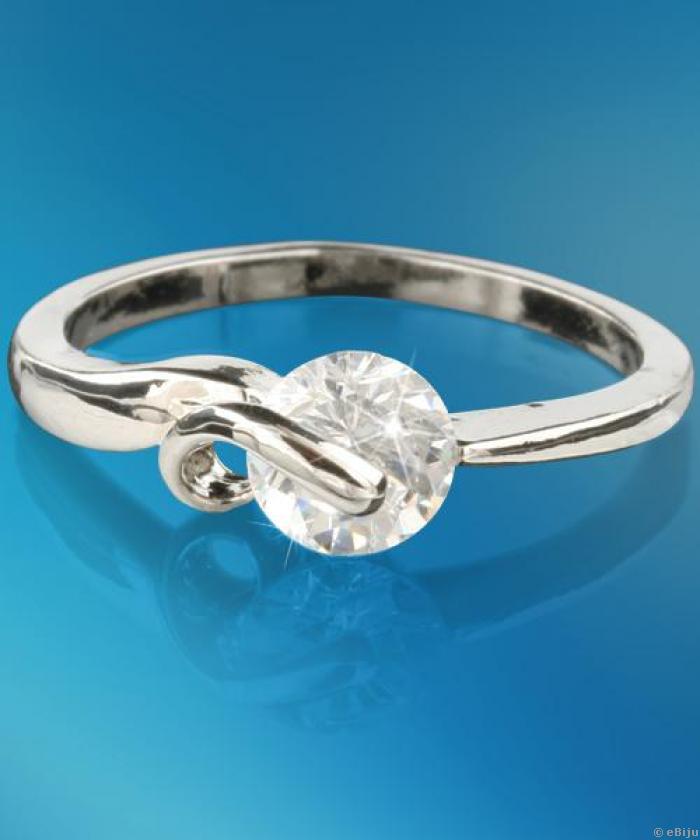 Cirkónia köves, jegygyűrű típusű ezüstszínű gyűrű (16 mm)