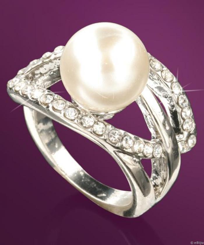 Ezüstszínű gyűrű fehér uveggyönggyel és strasszokkal (méret: 16 mm)