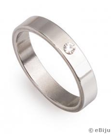 Ezüstszínű rozsdamentes acél gyűrű, kristállyal