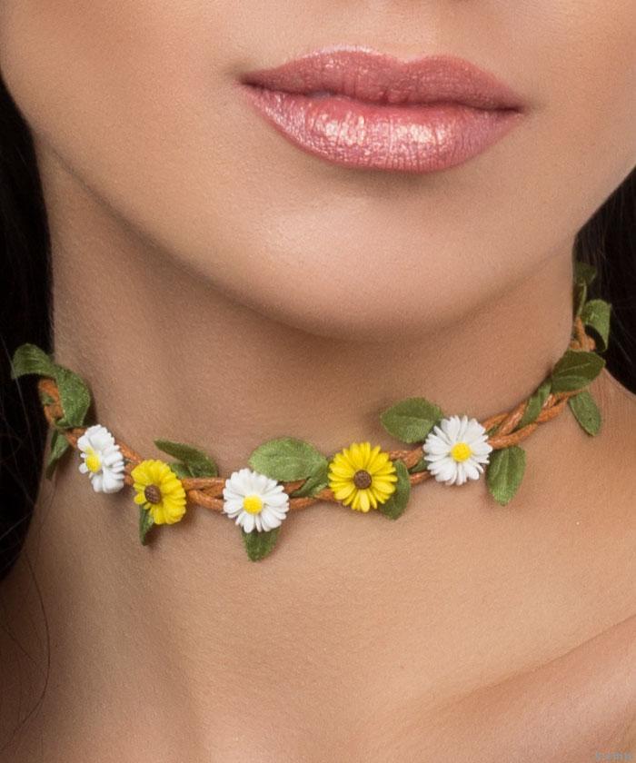 Fehér és sárga margaréta virágos choker