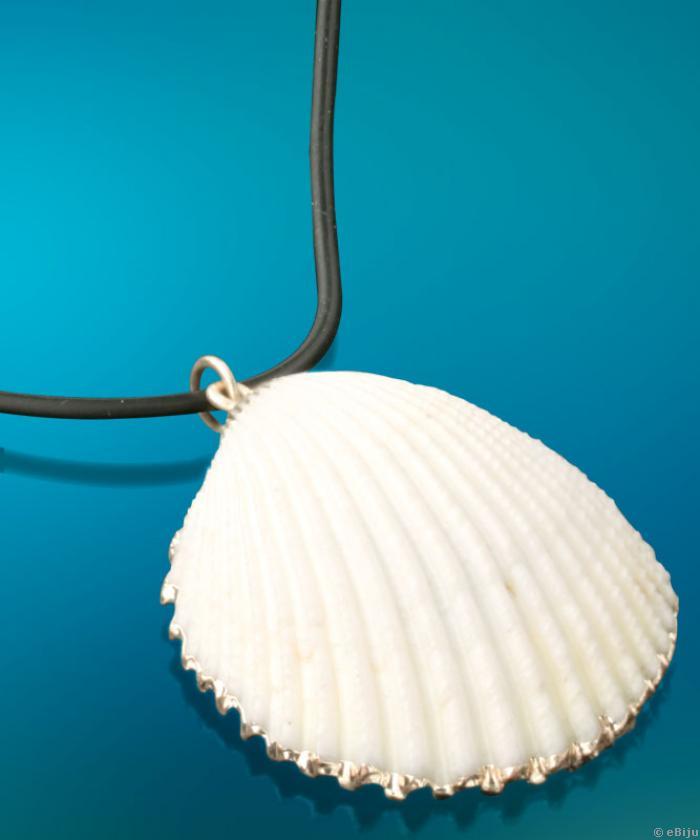 Fehér, természetes kagyló medál ezüstszínű széllel