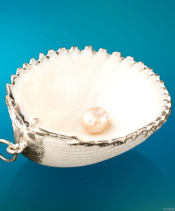 Fehér, természetes kagyló medál ezüstszínű széllel