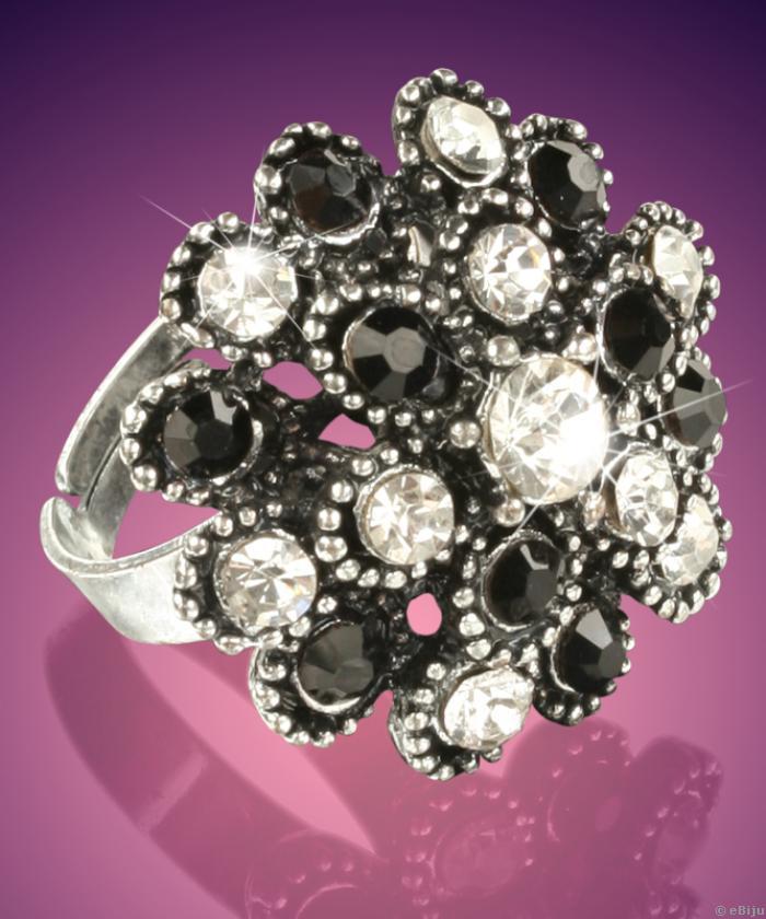 Fekete-fehér strasszos virág gyűrű