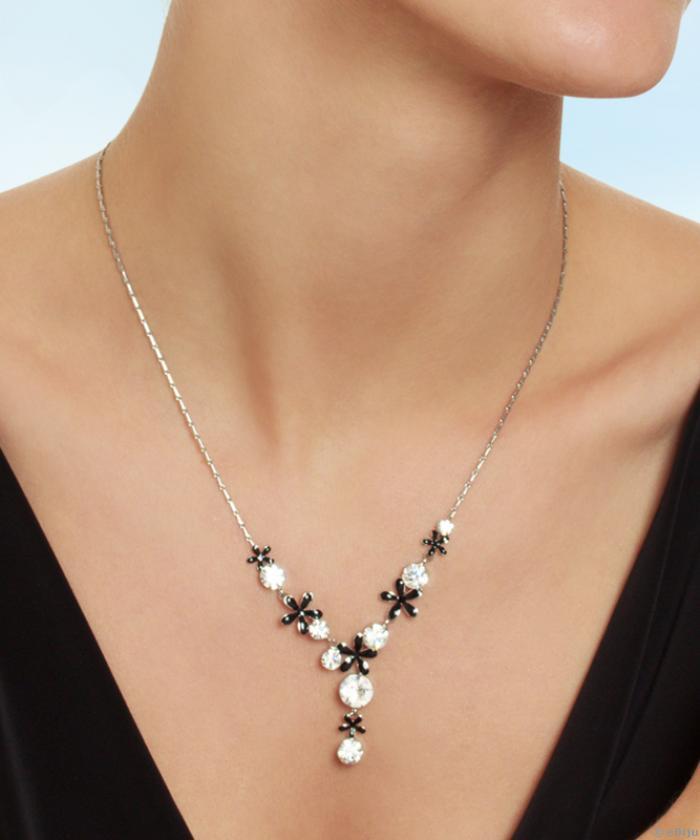Fekete-fehér Swarovski Elements nyakék és fülbevaló szett