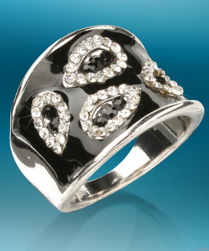 Fekete gyűrű fehér, könnycsepp alakban kirakott strasszokkal (16 mm)