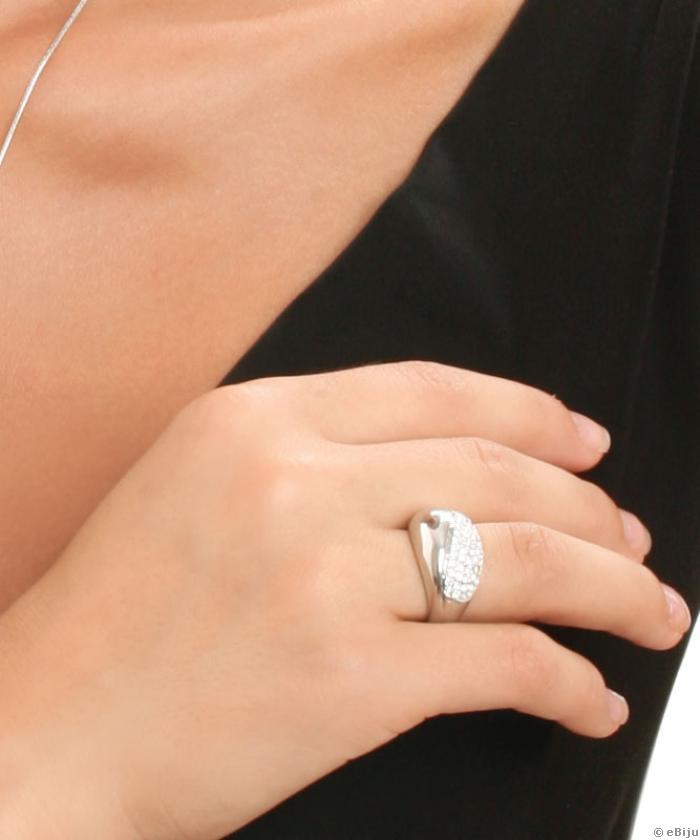 Hullám gyűrű, fehés strasszokkal borítva az egyik felén (18 mm)