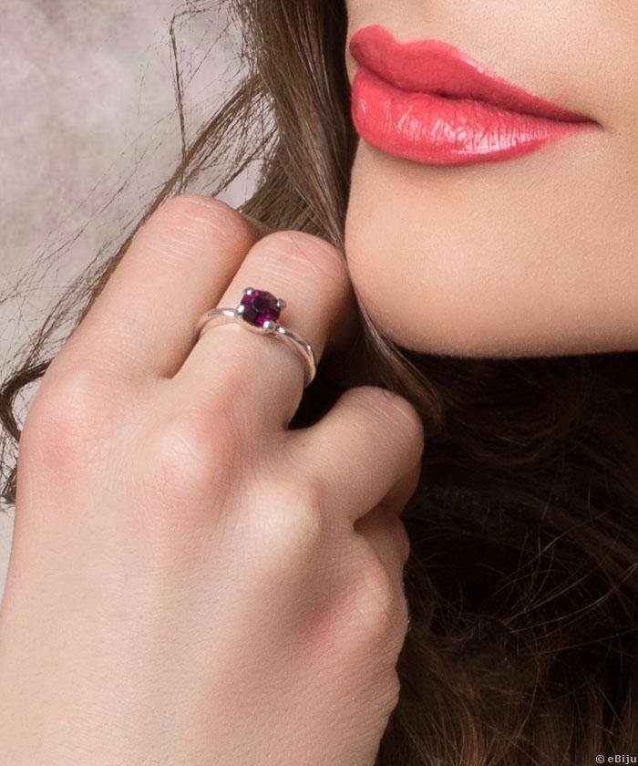 Lila kristályos jeggyűrű típusú gyűrű, 17 mm-es méret