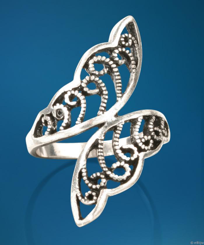 Pillangó gyűrű ezüstszínű fémből, 16 mm