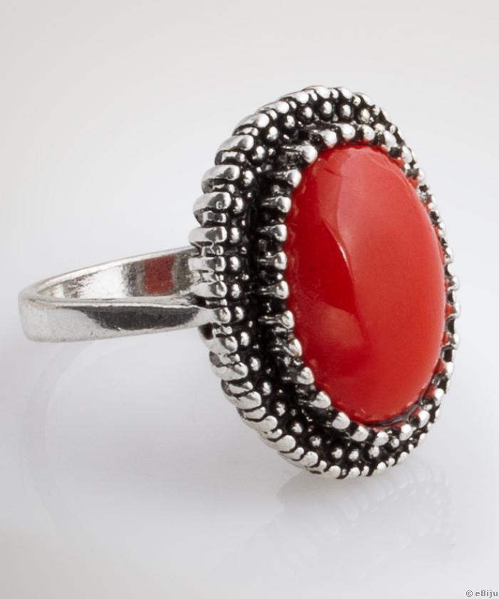 Piros köves gyűrű, ezüstszínű fémből, 16 mm