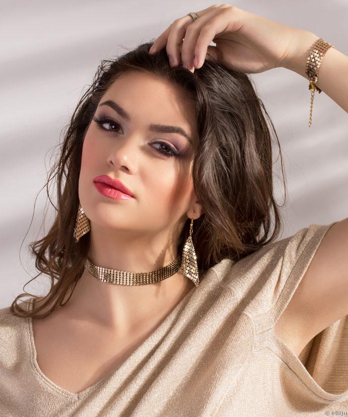 Rombusz formájú, bronzszínű szövött fém fülbevaló