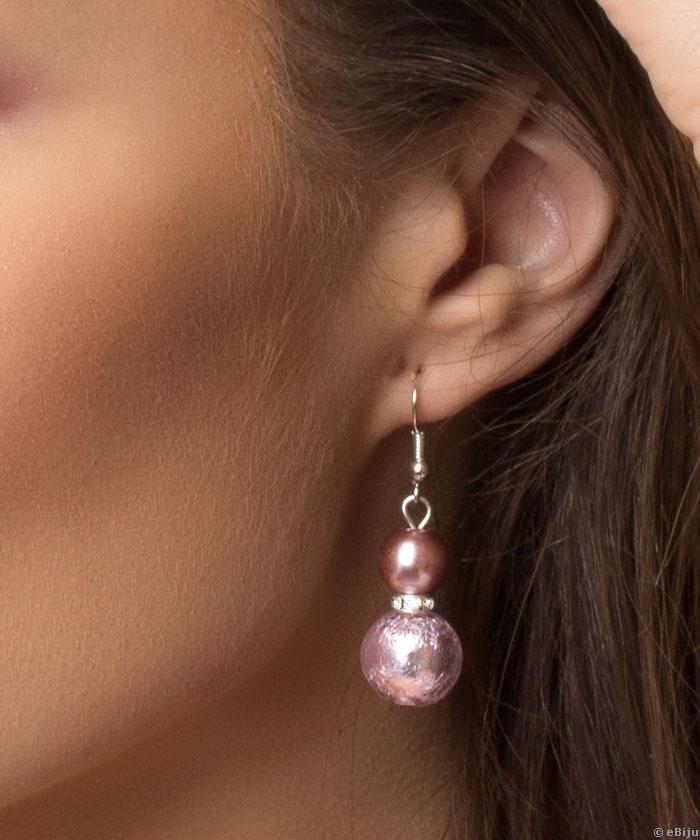 Rózsaszín fülbevaló, ezüsttel fóliázott gyönggyel