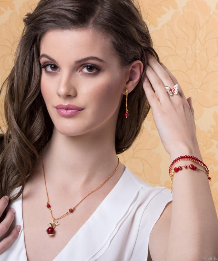 Rózsaszín pillangó gyűrű, aranyszínű fémből