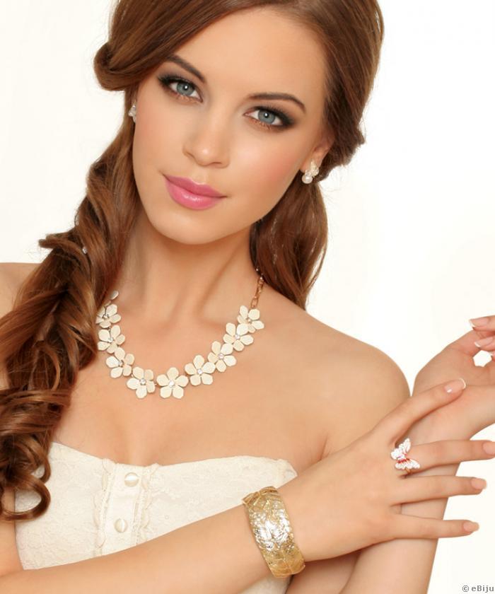 Rózsaszín pillangó gyűrű, aranyszínű fémből