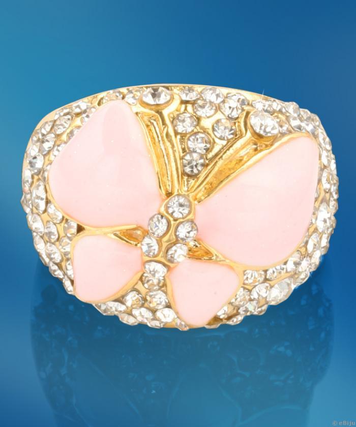Rózsaszín pillangós gyűrű fehér strasszokkal (méret 16 mm)