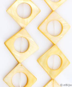 Sárga gyöngyház, kivágott, rombusz forma, 2.5 x 2.5 cm
