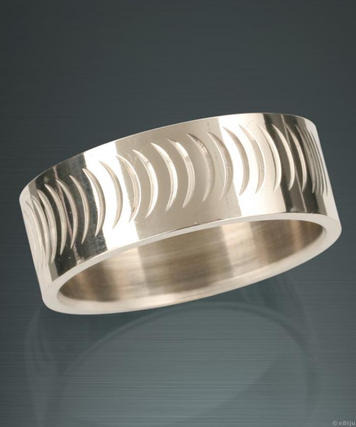 Uniszex gyűrű íves mintával (17 mm)